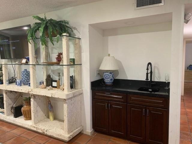 Beautifully Renovated Summer Of 2020 Come And Enjoy This Lovely Unit キーウェスト エクステリア 写真