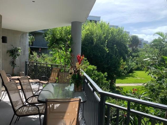 Beautifully Renovated Summer Of 2020 Come And Enjoy This Lovely Unit キーウェスト エクステリア 写真